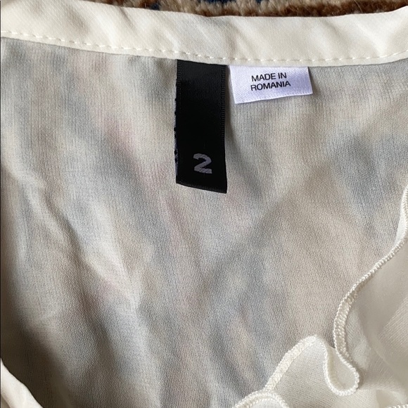 H&M Divided Cream Ruffle Blouse (Size 2) - Picture 2 of 5